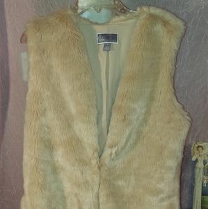 Womans Y2K Boutique Faux Fur Vest from Chelsea 28 size XS Extra Small like new